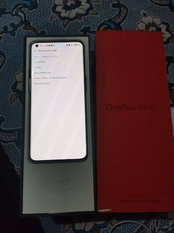 oneplus 9pro 12+12 rem 256 memory 1