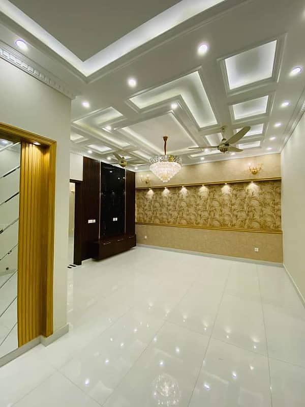 1 Kanal Brand New Luxury House Available For Rent In Bahria Town Lahore. 7