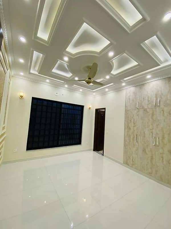 1 Kanal Brand New Luxury House Available For Rent In Bahria Town Lahore. 14