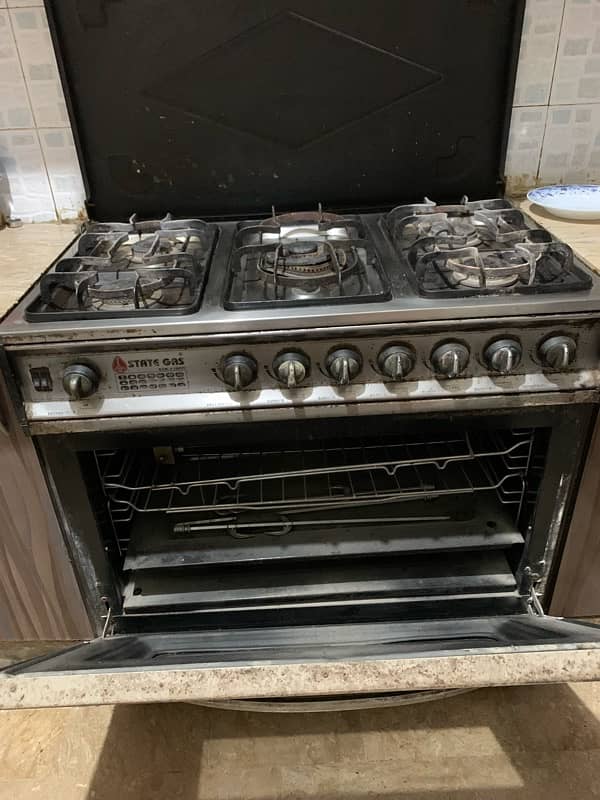 Oven for sale in usable condition 1