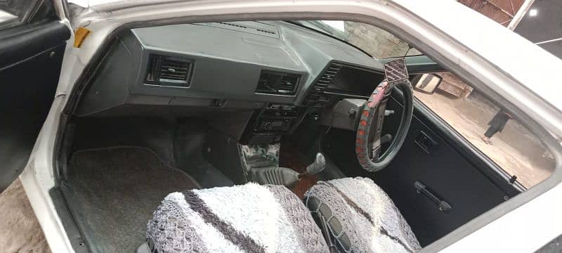 Nissan Sunny 1986 15