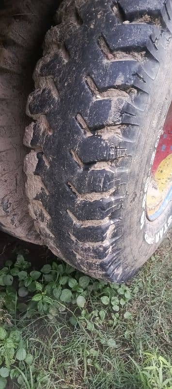 Troli 13 /7. . . . 75%Tyre 4