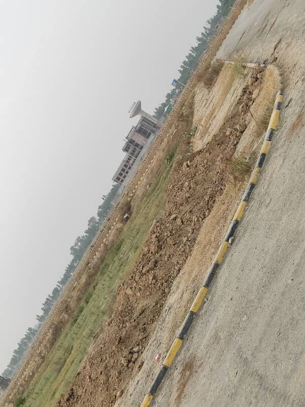 Best Plot In LDA City And Hot Location 5