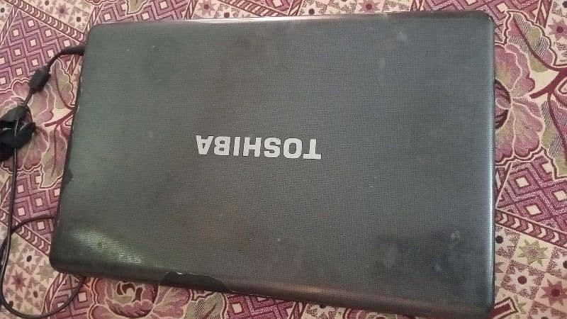 toshiba laptop 100% ok 1