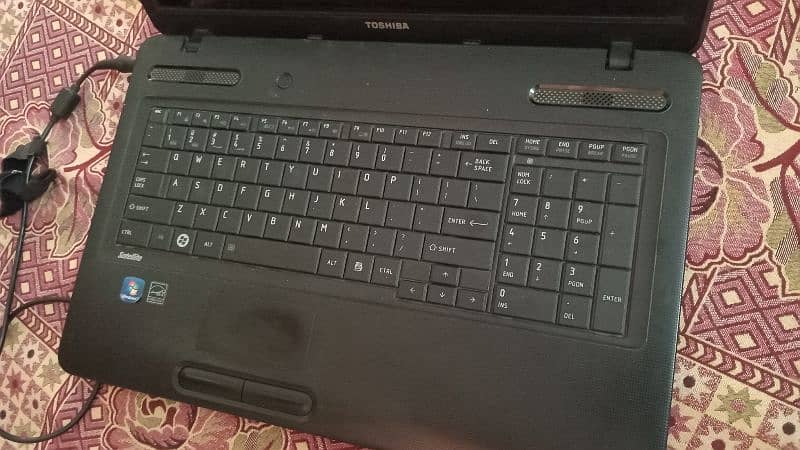 toshiba laptop 100% ok 2