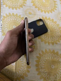 iPhone 11pro NoN pta condition 10/10 Face ID True Tone All okay No Any