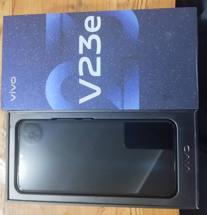 Vivo v23e 8/256 10/10 condition 0