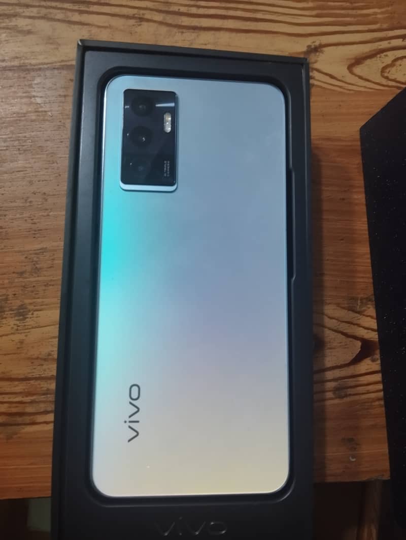 Vivo v23e 8/256 10/10 condition 1