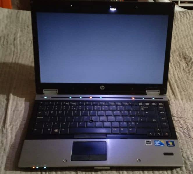 HP ELITEBOOK 8440P 1