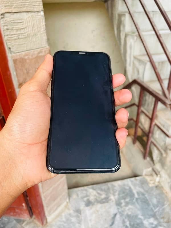 iphone 11 pro max 1