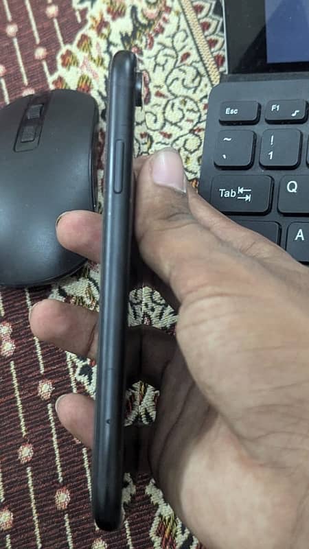 IPHONE XR NON ACTIVE 4