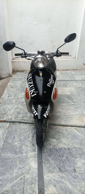 Suzuki scooty 5