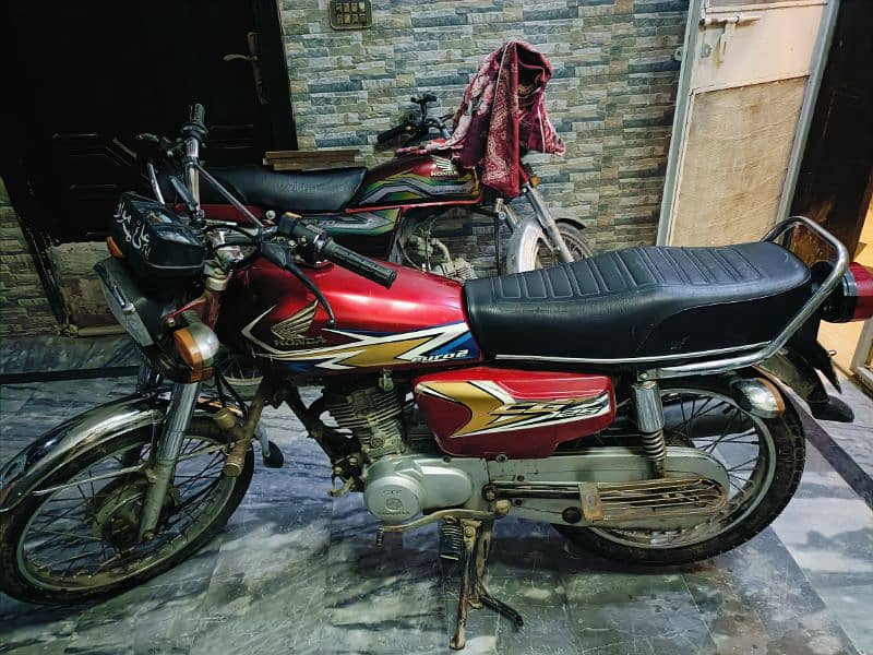 Honda 125 for sale in lahore 3