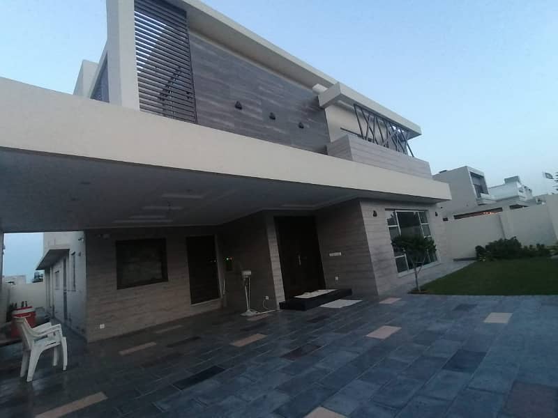 1 Kanal Bungalow Available For Rent In DHA Phase 5 With Super Hot Location 2