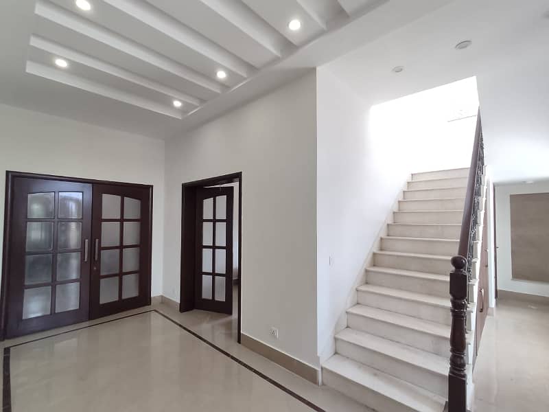 20 Marla Bungalow Available For Rent In DHA Phase 4 Super Hot Location. 7