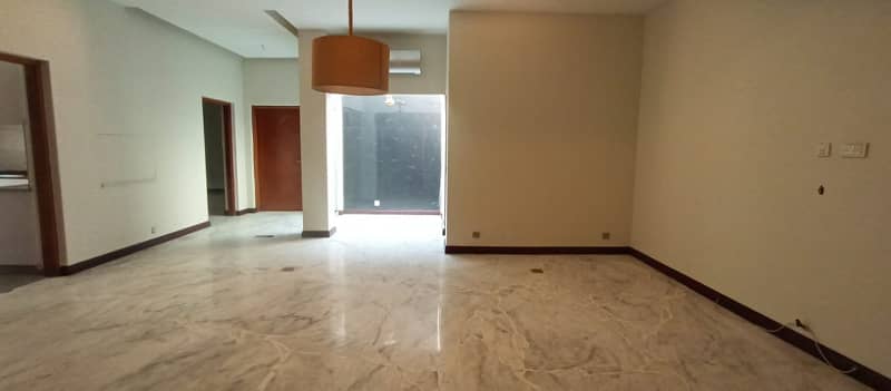 1 Kanal Beautiful Full House Available For Rent Prime Location At Cantt 1