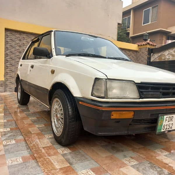 Daihatsu Charade 1985 3