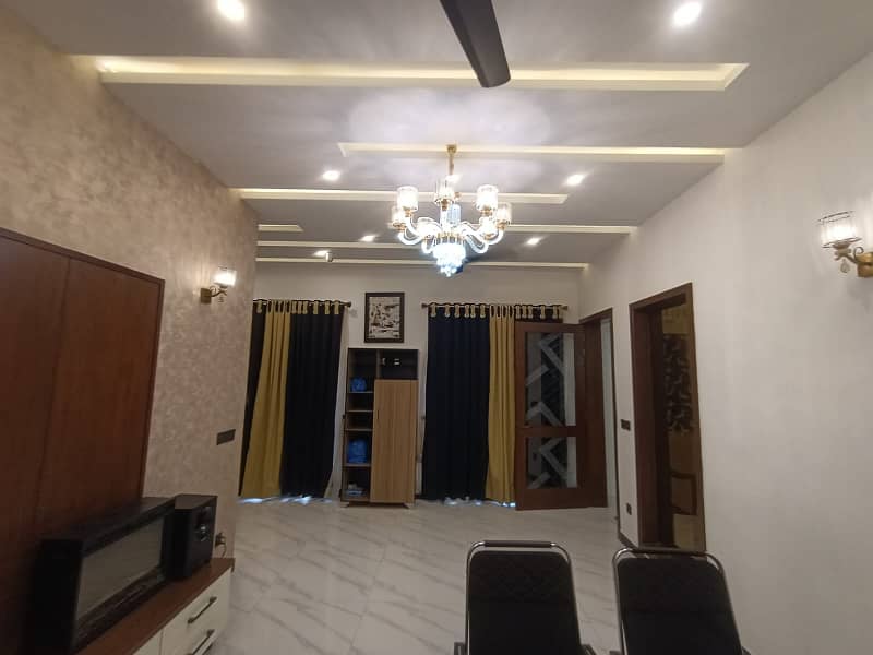 One Kanal Luxurious Bungalow Near Park DHA Phase-5 16