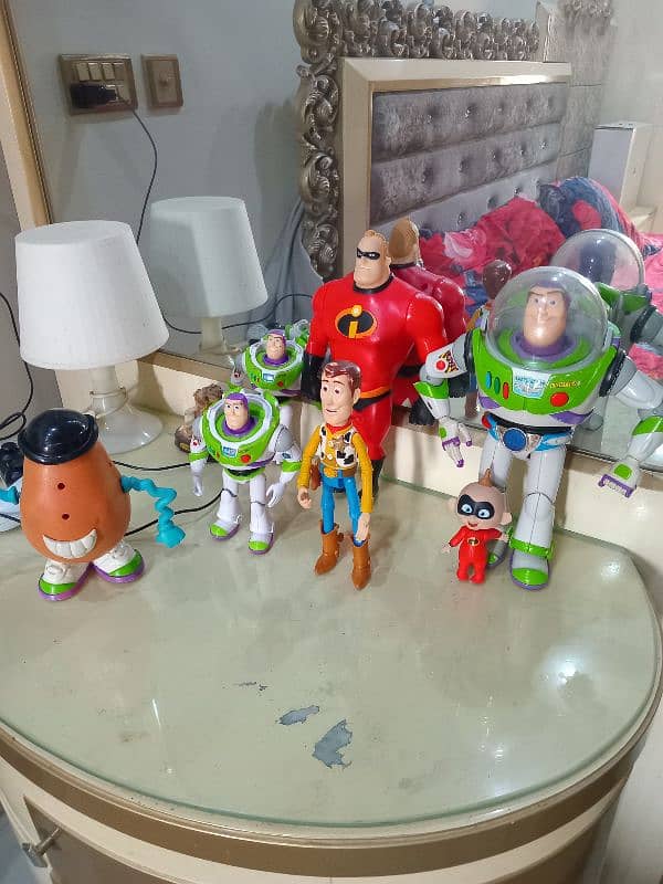 Toy story toys buzz lightyear woody Jessie 1