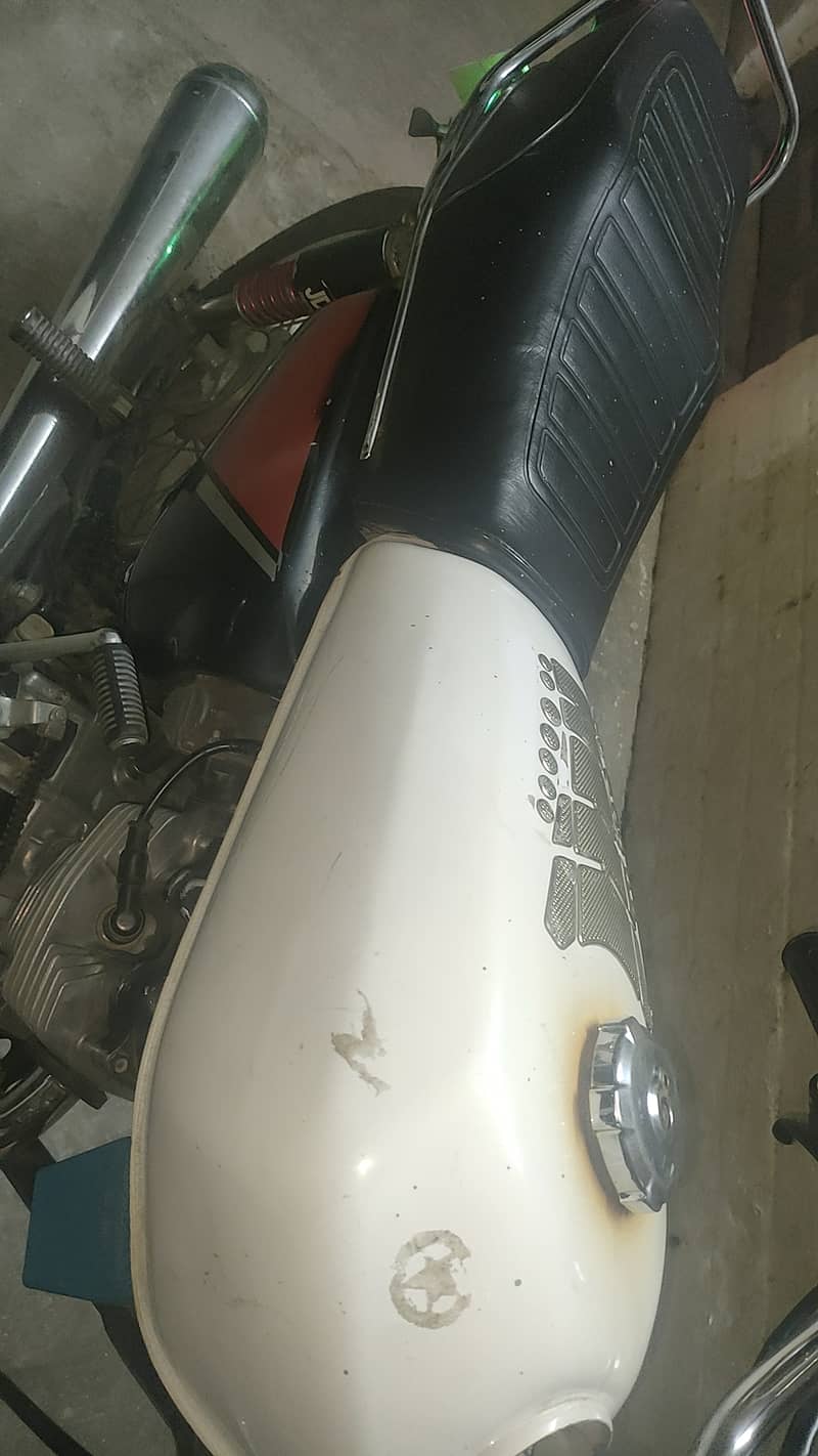 honda 125 2016 model RWp num 6