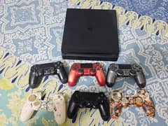 ps4 slim 3tb variant with 4 controllers 50 games included