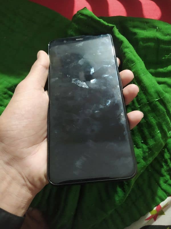 Google pixel 4xl power IC kharab hai aur battery ki rabind tuti hui 0