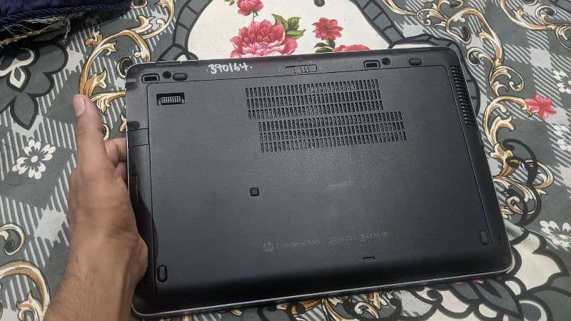 HP G2 i5 5th generation 8/256 3