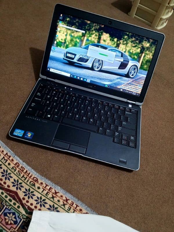 Dell i7-3rd generation laptop (backlight keyboard) 0