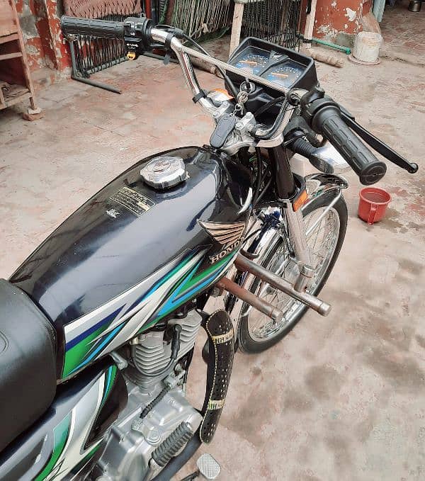 Black Honda CG125 For Sale 1