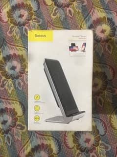 BaseUs orignal Wireless charger with box New