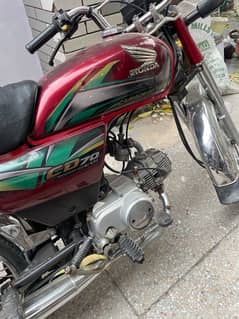 Honda CD70 2022