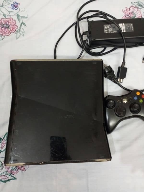 Xbox 360 slim for sale 2