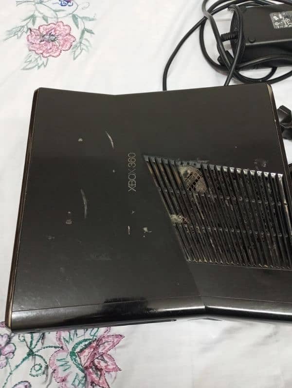 Xbox 360 slim for sale 5