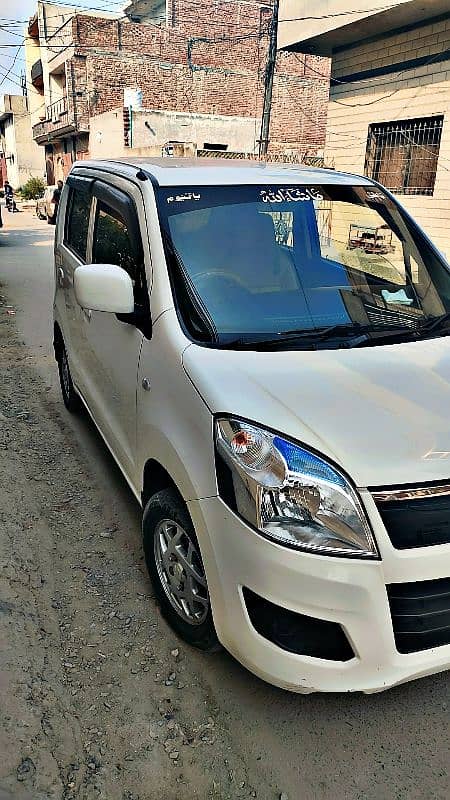 Suzuki Wagon R 2019 1