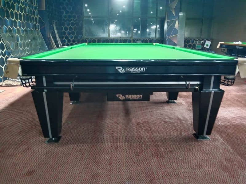 BILLIARDS  TABLE /  SNOOKER TABLE 4