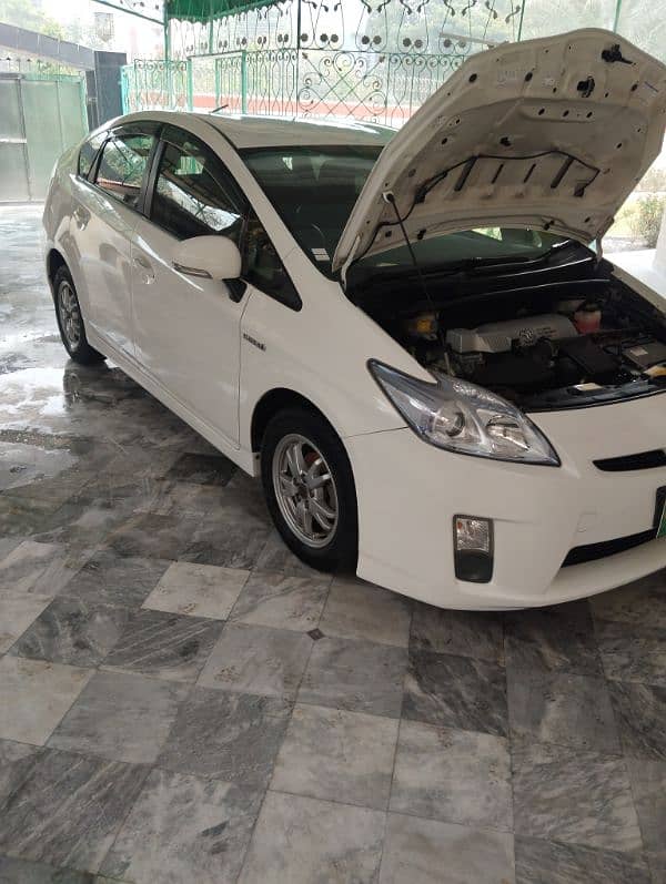 Toyota Prius 2011 15