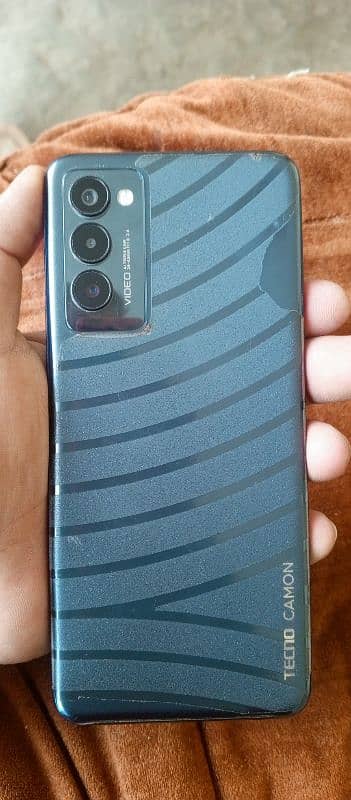 Tecno camon 18P 3