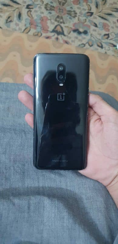 One plus 6t 8/128 GB 4