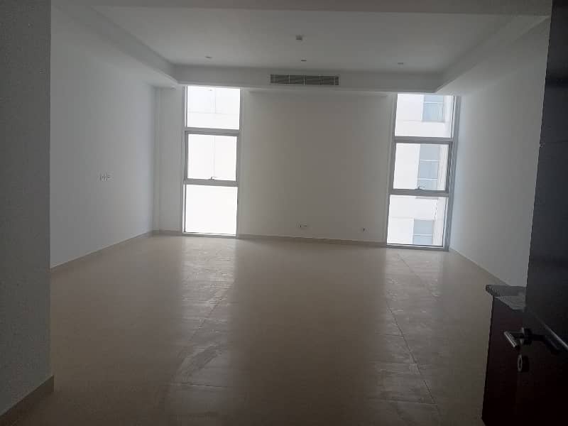 1 Bed Plus Study Room Servant Having 2 Bath Approximately 2 Bed Apartment Unfurnished Apartment Available For Rent Having Best Lake View 6