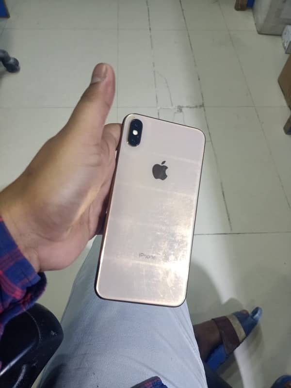 IPhone Xsmax 64gb pta 1