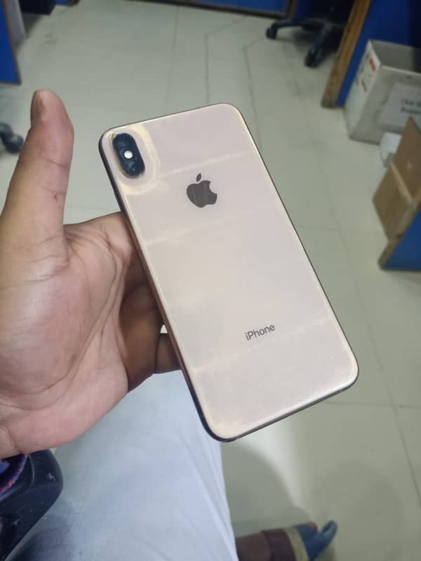 IPhone Xsmax 64gb pta 3