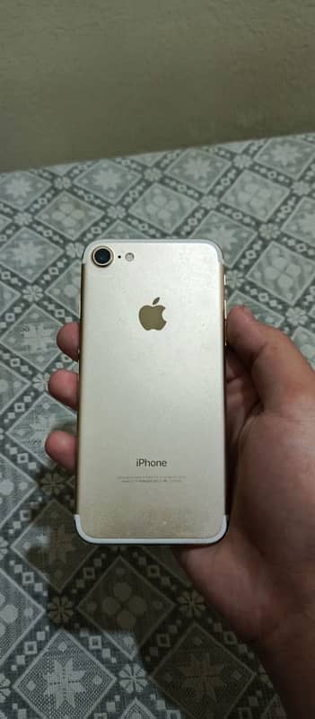 IPhone 7  PTA Approved |  32GB Memory | I Cloud 5GB 4