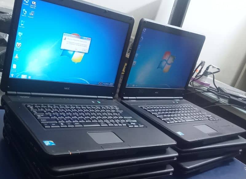 laptop available for online work and call centre 18