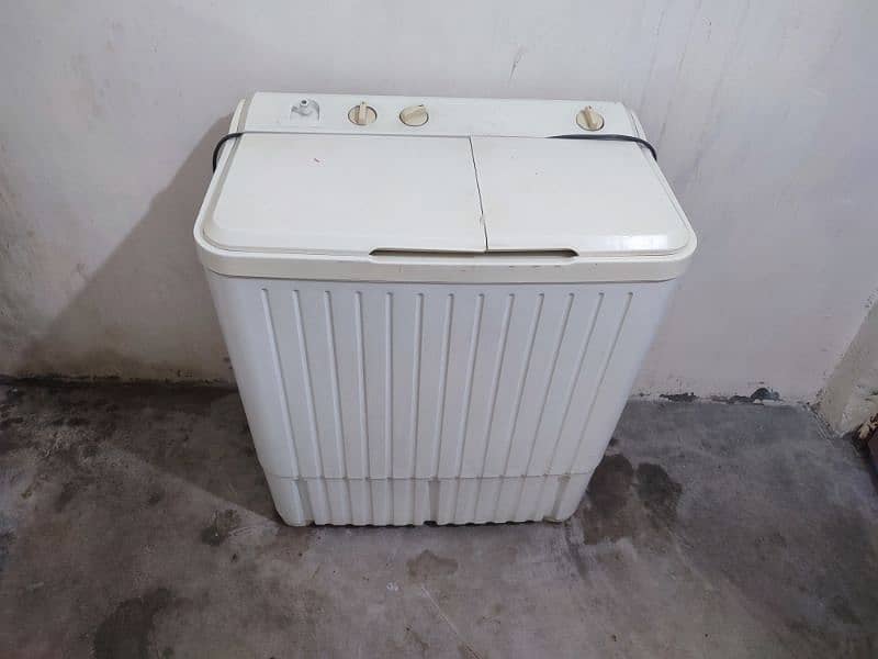 Haier Washing Machine And Dryer 0