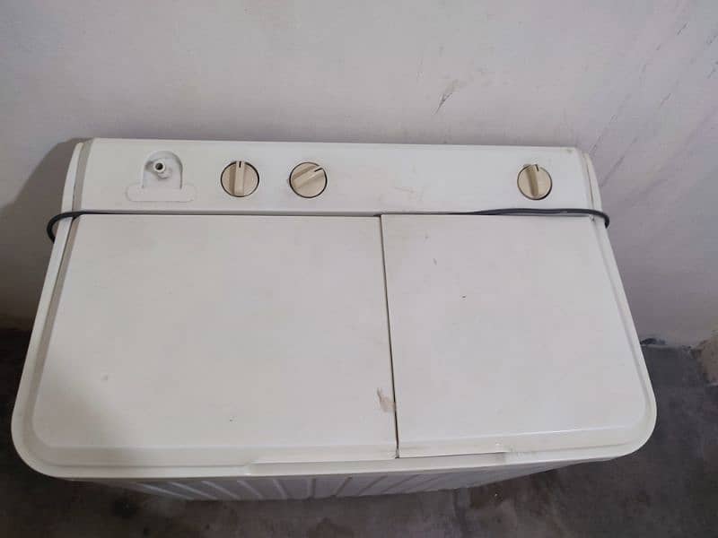 Haier Washing Machine And Dryer 1