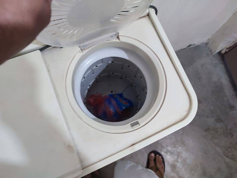 Haier Washing Machine And Dryer 2