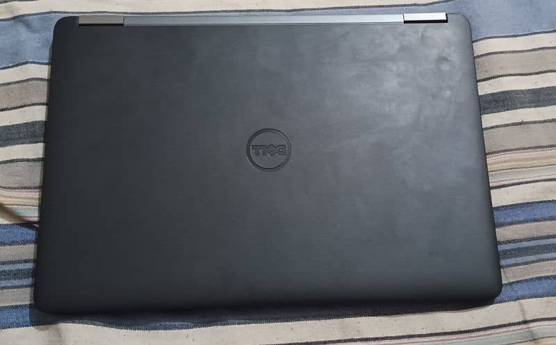 Dell laptop 0