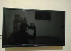 SAMSUNG 32 INCH