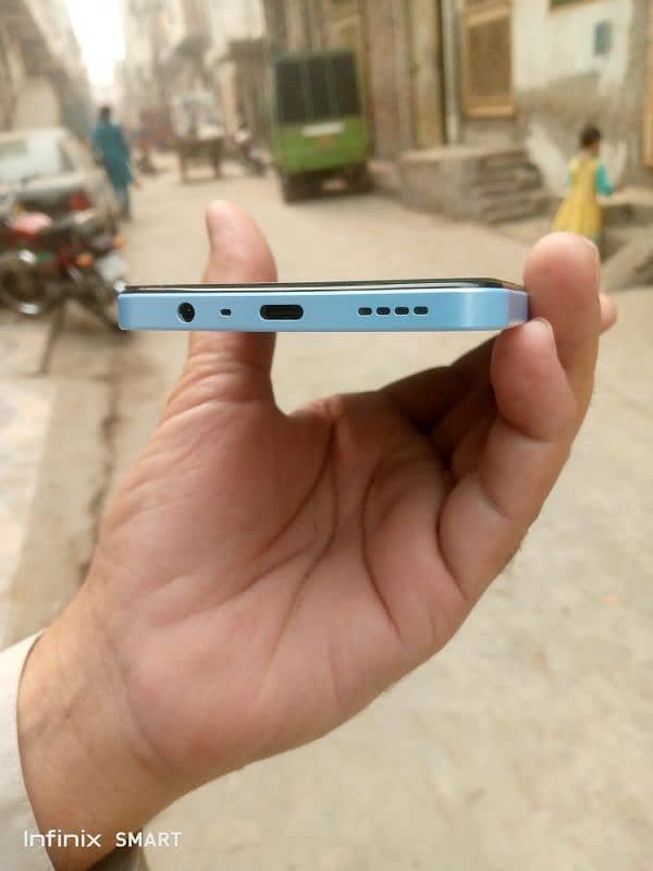 Realme mobile for sale ram 4Gb 64Gb Box plus charger 4