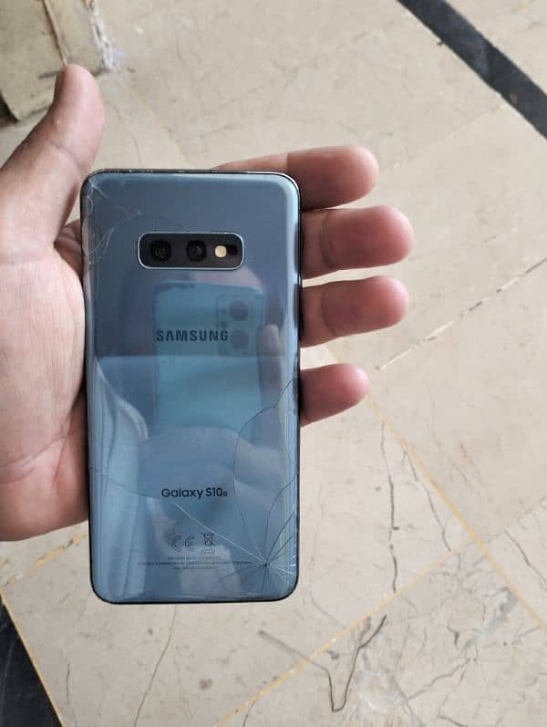 Samsung S10E 6/128 Non PTA 7